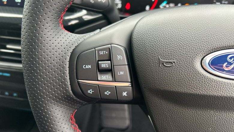 Ford Focus 1.0 EcoBoost Hybrid mHEV 155 ST-Line 5dr Auto Petrol Hatchback